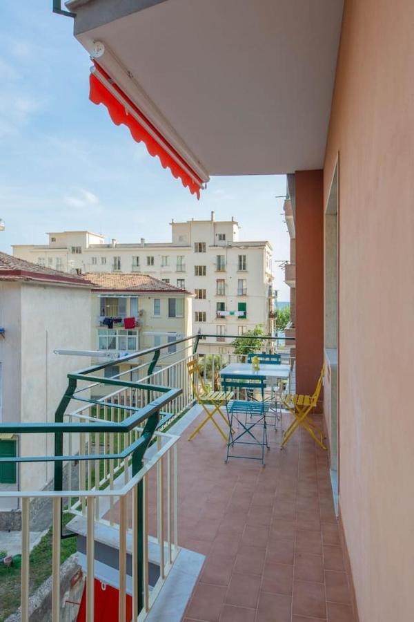 La Casa Del Poeta - Appartamento Positano Maiori Exterior foto